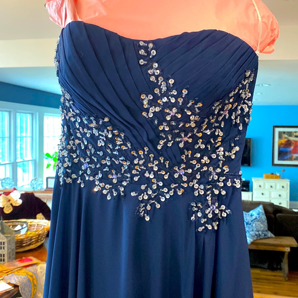 Evening gown. , Prom Gown, Formal Wedding, Mother of the bride/groom.